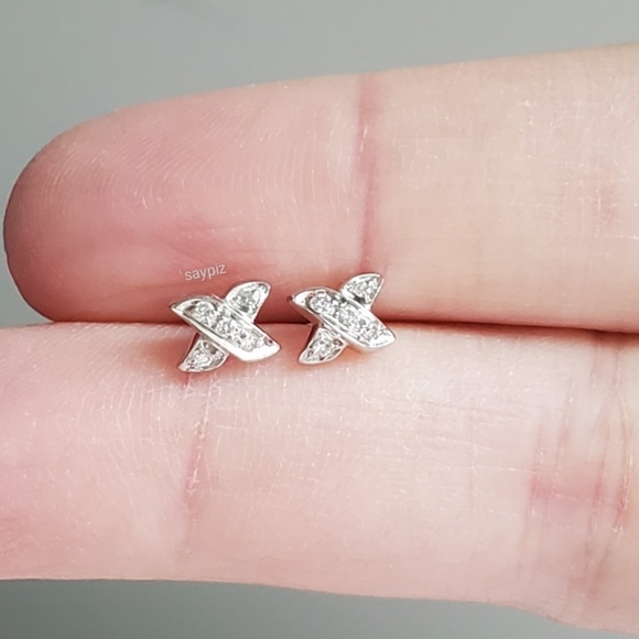 Tiffany & Co. Cross Stitch White Gold Diamond X Stud Earrings - Picture 5 of 7